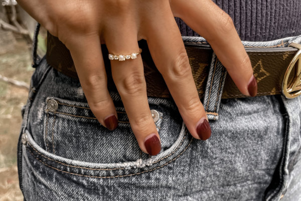 Anillo fino de plata de ley de 925 bañado en oro de 18k con perlitas de agua dulce magari venezia